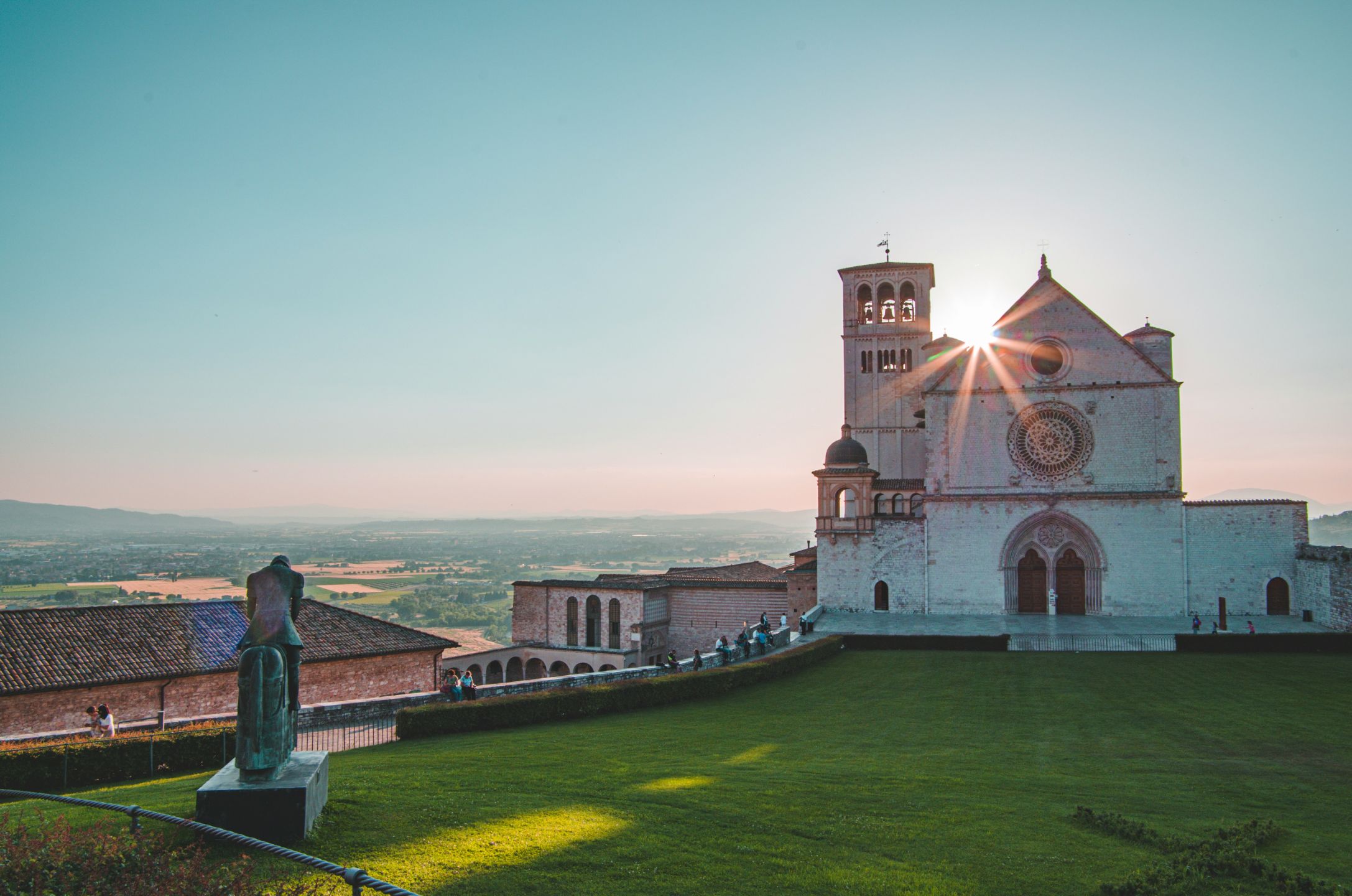 enrico-tavian-rn1xObnbReQ-unsplash.jpg